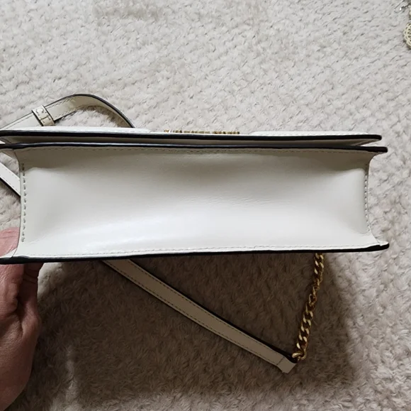 Chic Michael Kors Tan White Chain Strap Bag